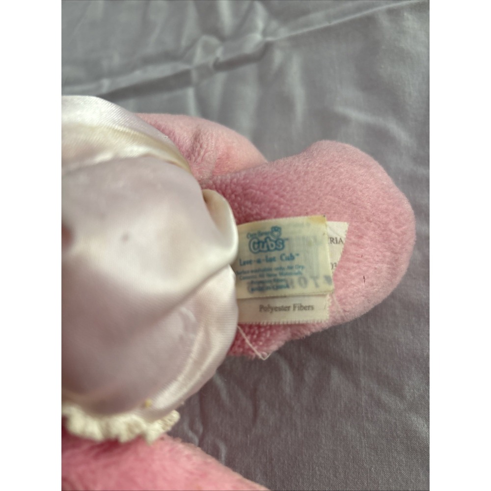 Care Bear 2004 Love A Lot Cub Pink Plush Doll Heart Blanket JAKKS Pacific 11in - Picture 5 of 5